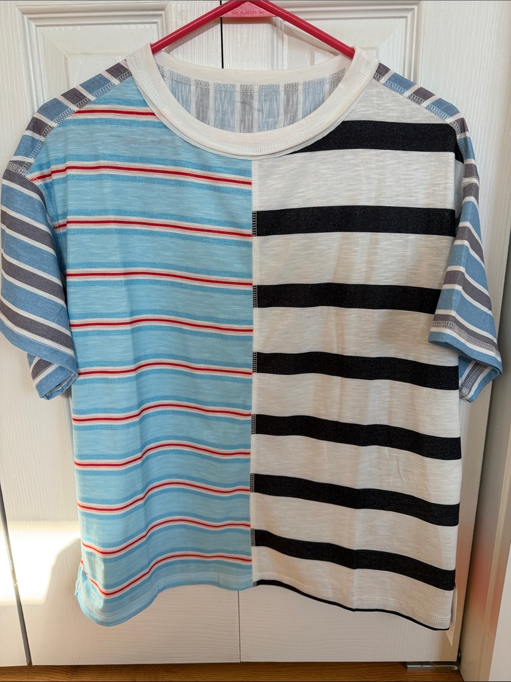 Tankaneo women’s summer striped short sleeve crew neck tee
